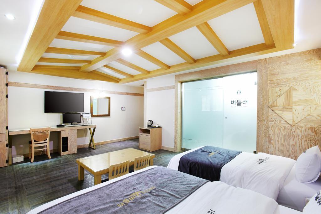 Hotel Butler Suwon Exterior photo
